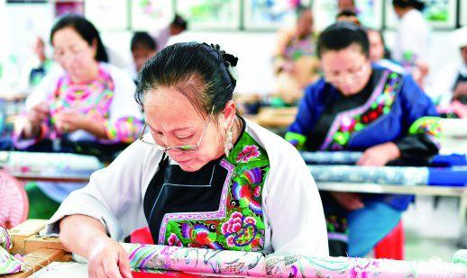 岳陽(yáng)張家界多少公里_張家界到岳陽(yáng)自駕游_自駕張家界岳陽(yáng)游到長(zhǎng)沙攻略