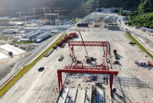 十堰至武當山火車站列車時刻表_武當山火車站到十堰火車站多遠_十堰火車站到武當山