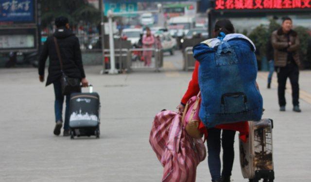 高鐵火車是靠什么運行_高鐵火車是虧本的嗎_k是高鐵還是火車