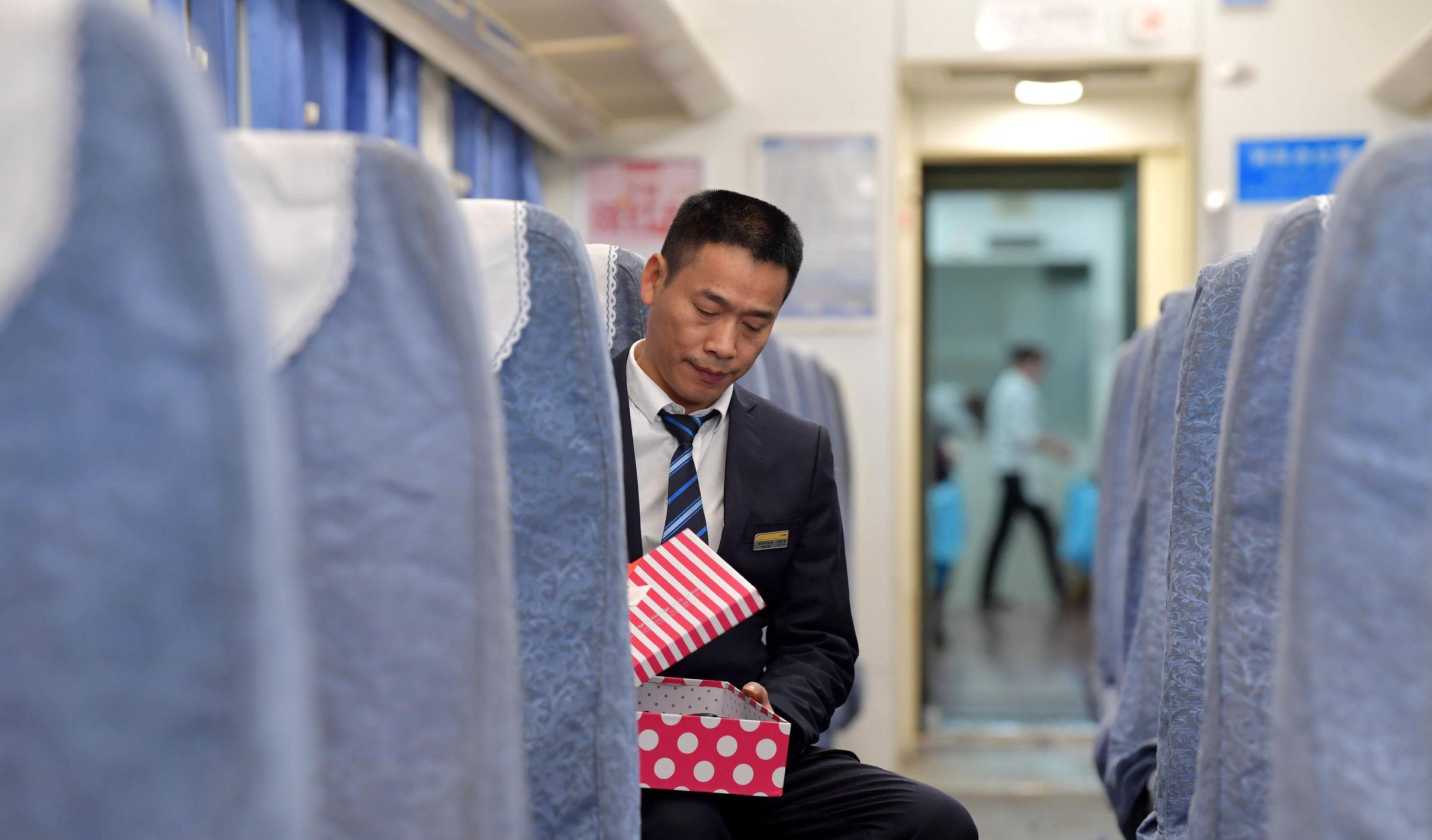 火車k787列車時刻表_K787火車_火車k787現在到哪里了