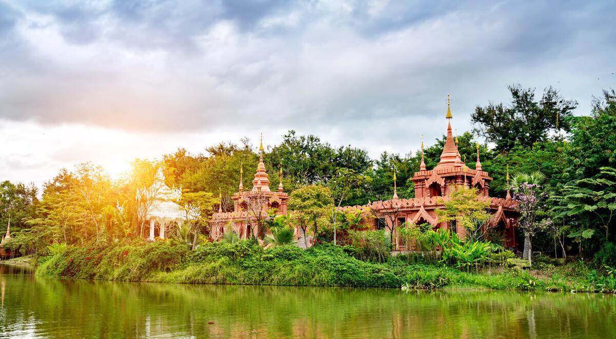 云南瑞麗的景點_云南瑞麗旅游景點_云南瑞麗旅游攻略