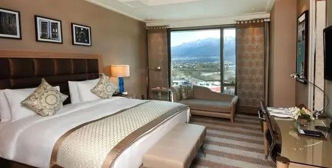 六庫(kù)旅游景點(diǎn)_六庫(kù)景點(diǎn)排行榜_六庫(kù)游玩攻略