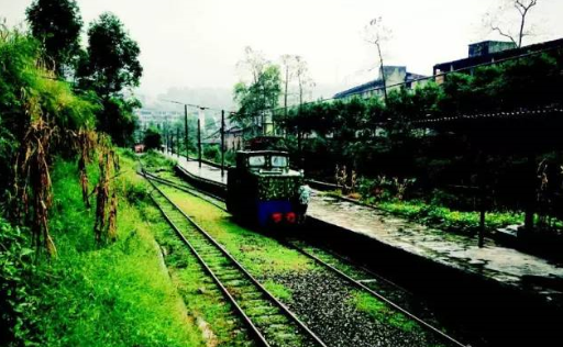 火車小站停幾分鐘_火車小站圖片_火車小站