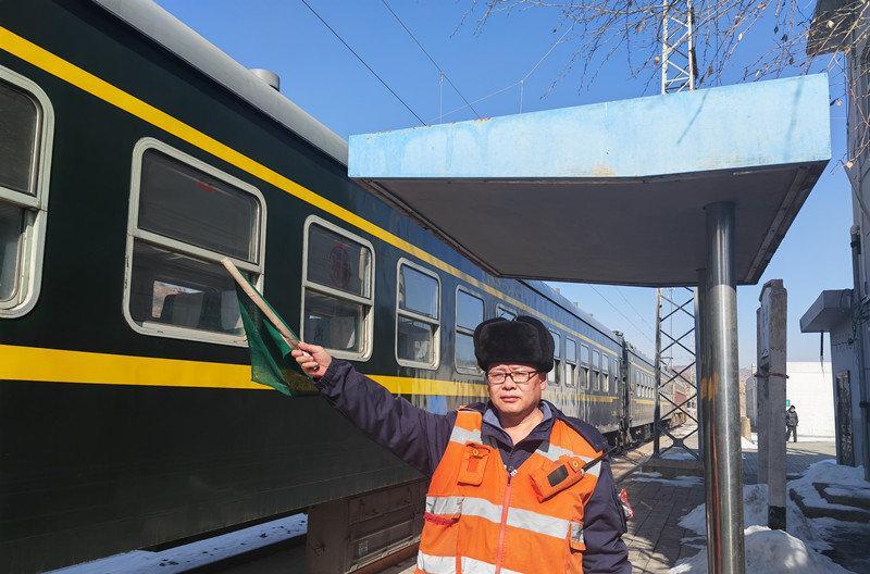 火車小站_火車小站停幾分鐘_火車小站圖片