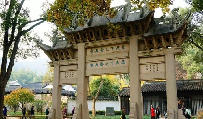 蘇州火車站老照片_以前的蘇州火車站_蘇州老火車站