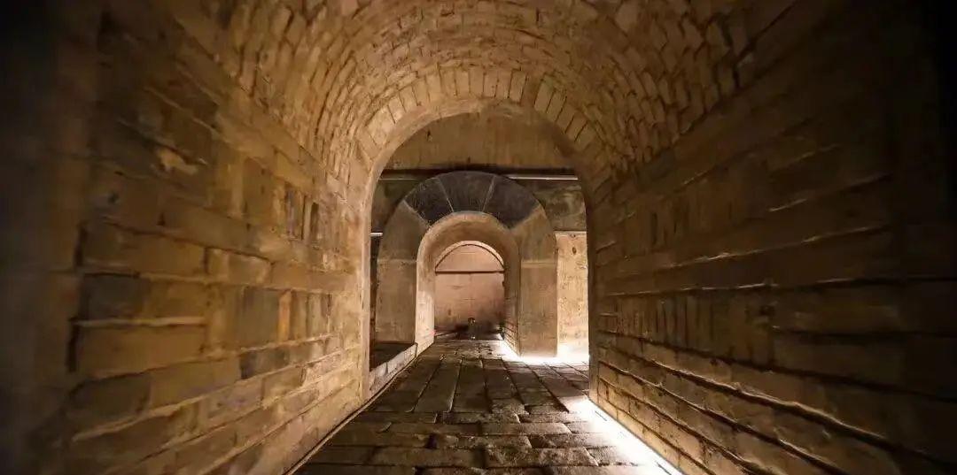 火車洛陽站有售貨庭嗎_洛陽有幾個火車站_洛陽火車站有沒有