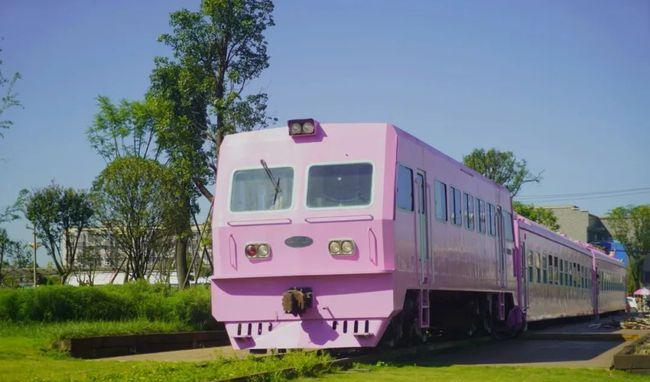 su火車_火車雕塑su模型_火車速度一般是多少m/s