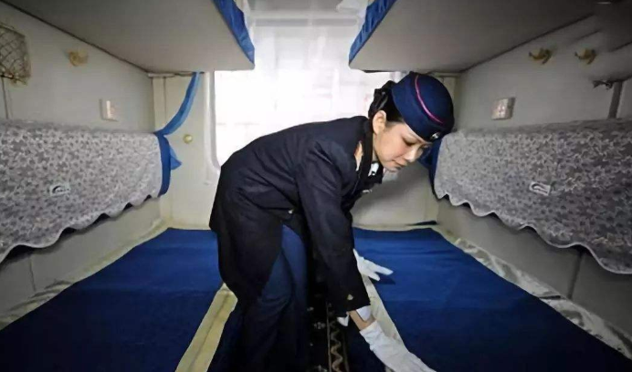 火車軟臥幾個(gè)人_火車軟臥一般幾個(gè)人_火車票軟臥是幾個(gè)人