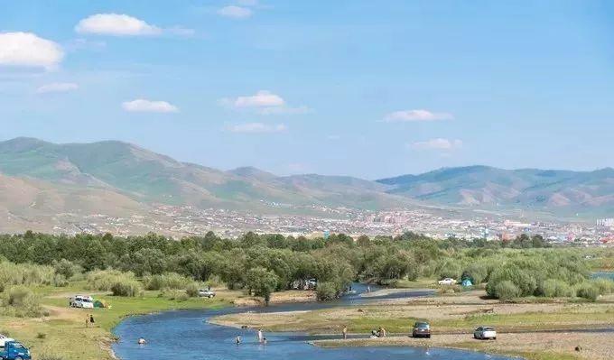 火車(chē)軟臥幾個(gè)人_火車(chē)票軟臥是幾個(gè)人_火車(chē)軟臥個(gè)人可以坐嗎