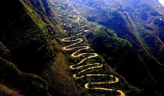 自駕游美麗路線_自駕最美線路游記作文_最美的自駕游線路