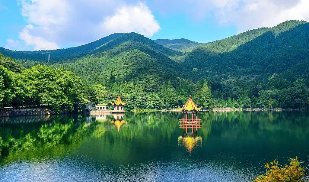 到廬山旅游多少錢_到廬山風(fēng)景區(qū)_去廬山玩一趟要多少錢