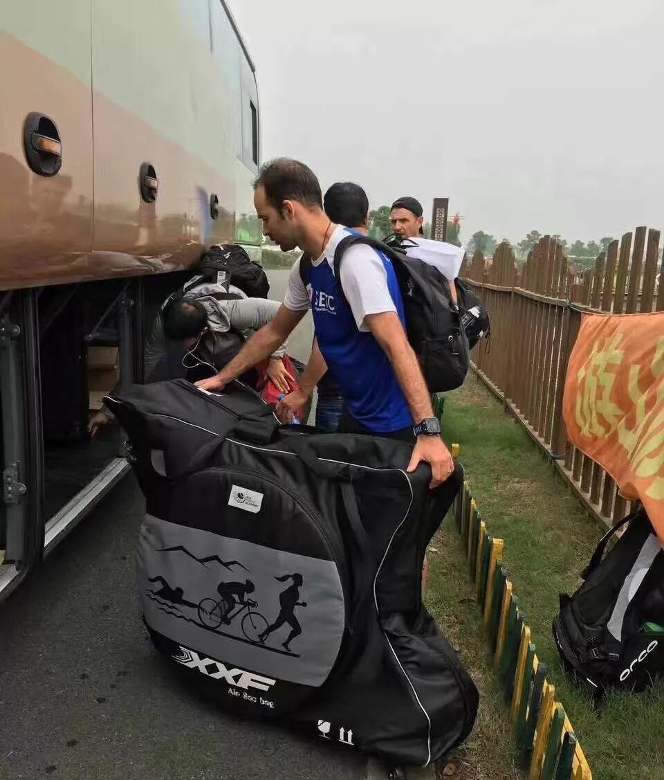 火車站托運一個行李箱多少錢_火車站托運行李價格_行李托運火車收費