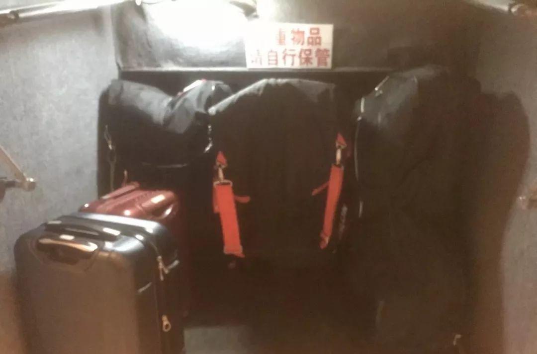 火車站托運行李價格_行李托運火車收費_火車站托運一個行李箱多少錢