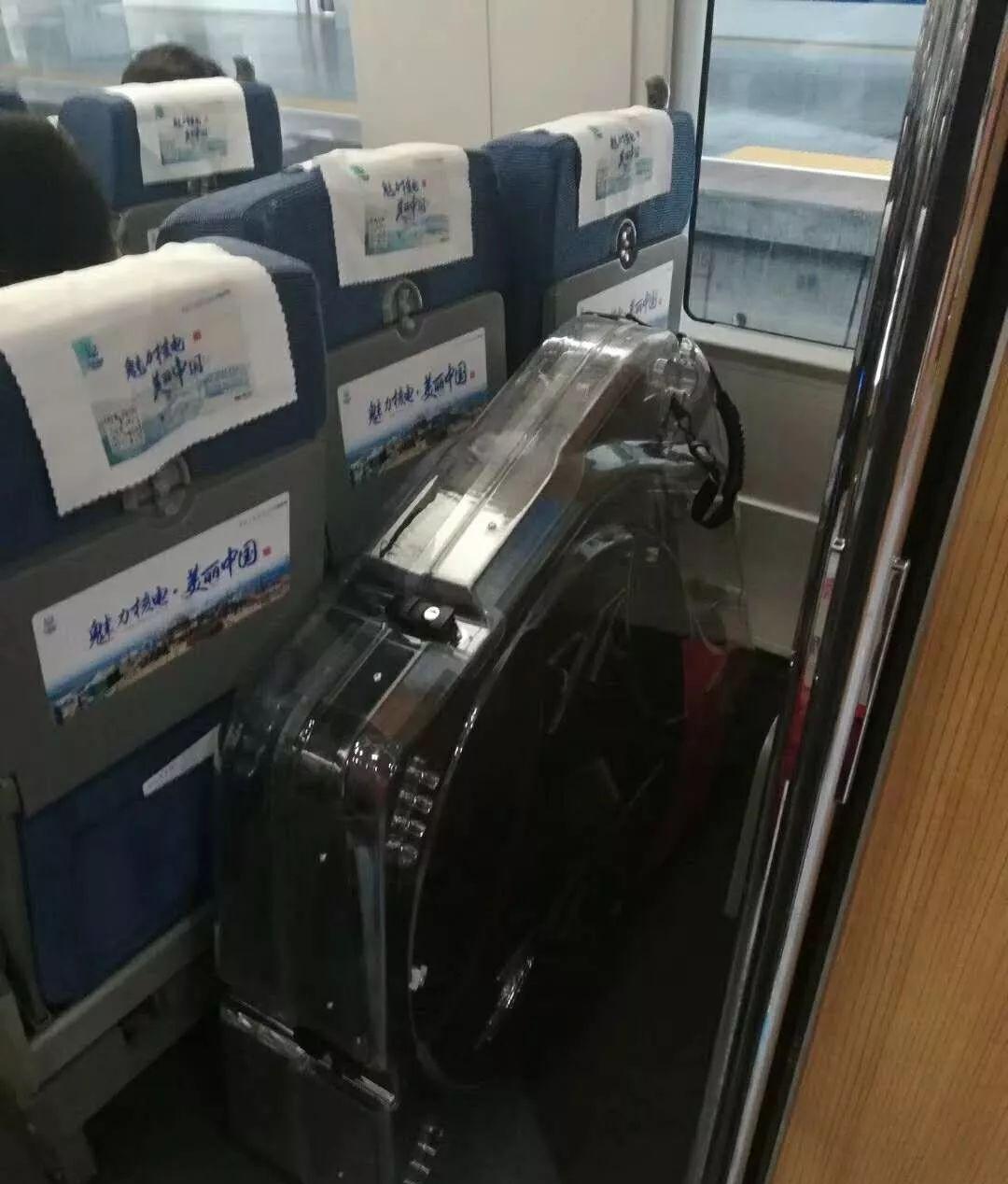 行李托運火車收費_火車站托運行李價格_火車站托運一個行李箱多少錢