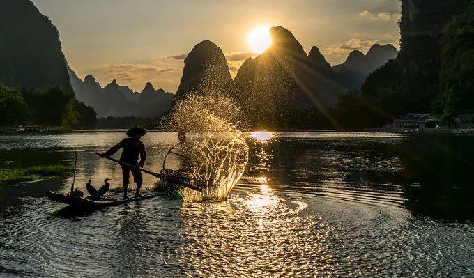 怎樣自駕游陽朔_自駕陽朔游船哪里停車_自駕陽朔一日游