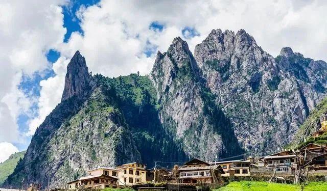 自駕西藏大美游攻略_自駕游西藏最美路線_大美西藏自駕游