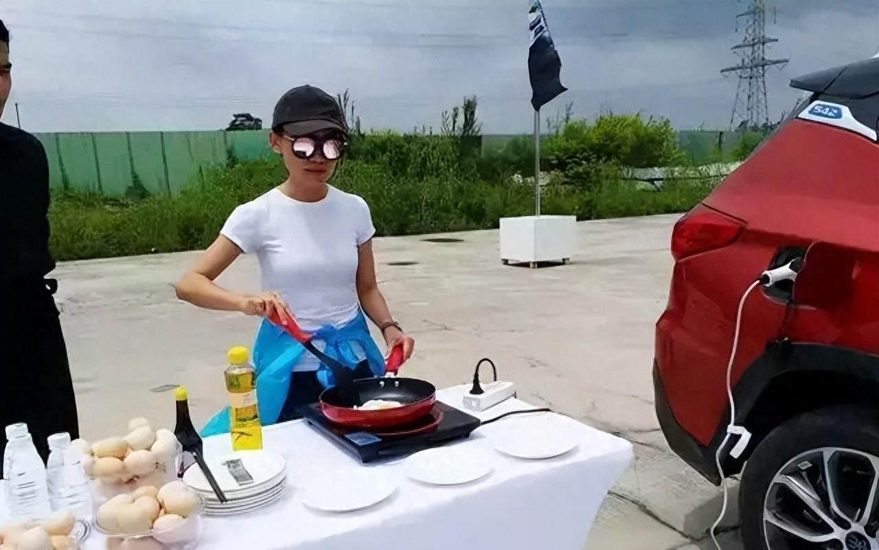 自駕游路上吃什么_自駕游吃住_自駕游路上帶吃的視頻