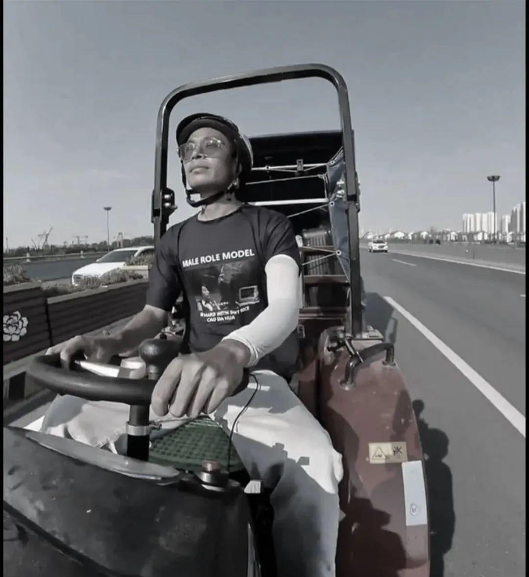 拖拉機自駕游交警查嗎_拖拉機自駕游_適合跑自駕游的拖拉機