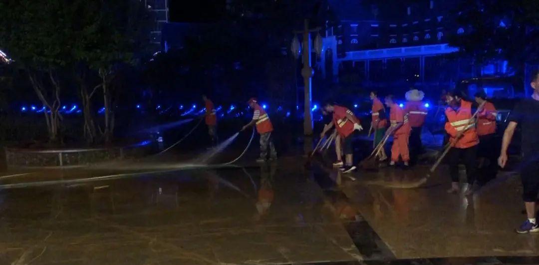 火車站那邊_屏邊火車站_火車站屏幕上的站臺是什么意思