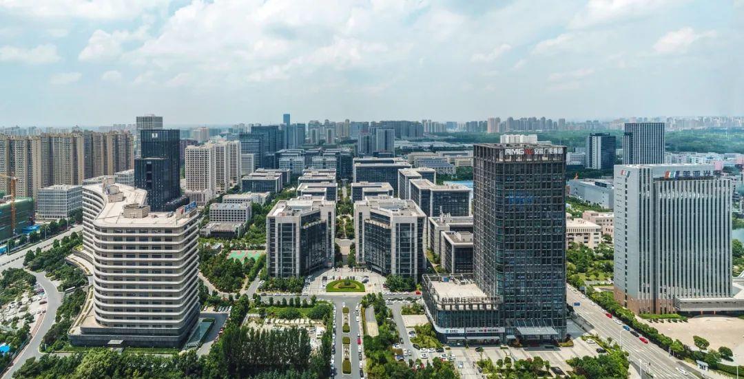 合肥火車站小吃一條街_合肥火車站美食街_合肥火車站附近美食杰