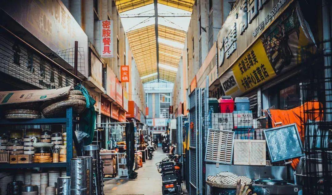 合肥火車站小吃一條街_合肥火車站附近美食杰_合肥火車站美食街