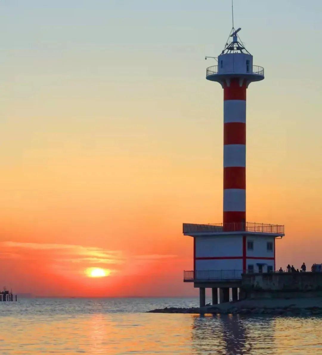 合肥火車站小吃一條街_合肥火車站美食街_合肥火車站附近美食杰