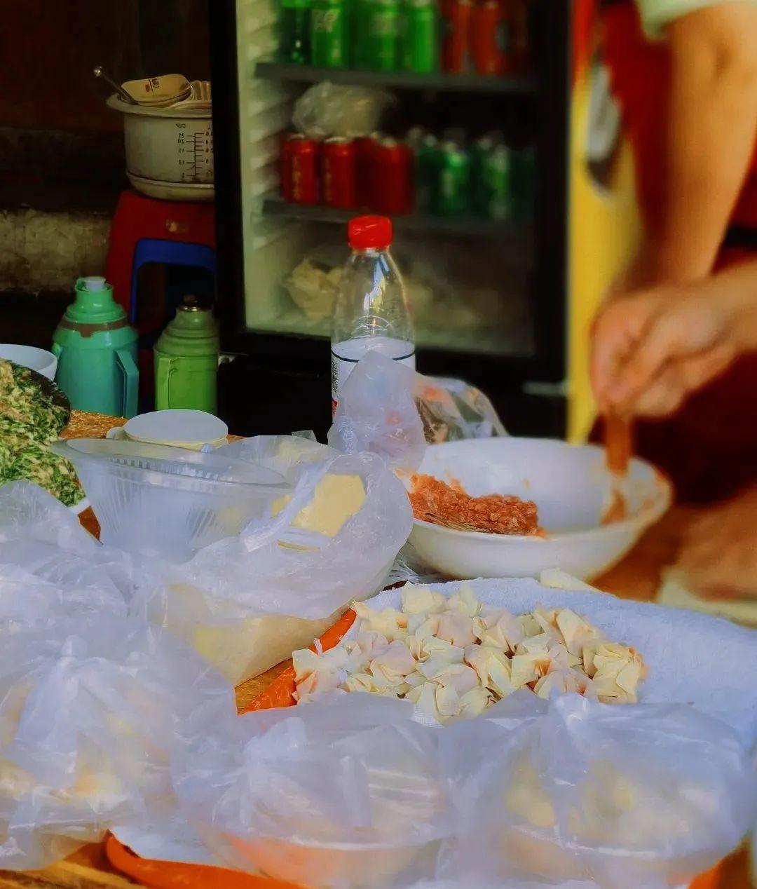 合肥火車站美食街_合肥火車站小吃一條街_合肥火車站附近美食杰