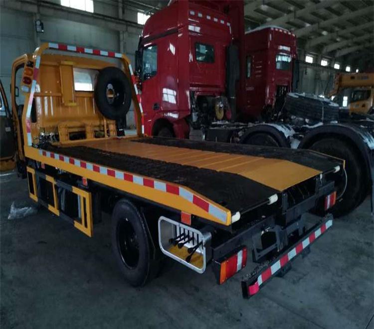 成都到喀什轎車托運鐵路托運小汽車托運價格表