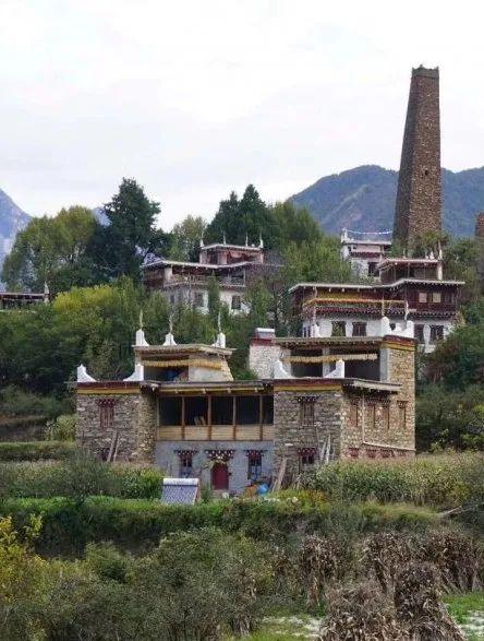 雅安到稻城亞丁開車多遠_雅安到稻城亞丁自駕游攻略_雅安到稻城亞丁自駕游