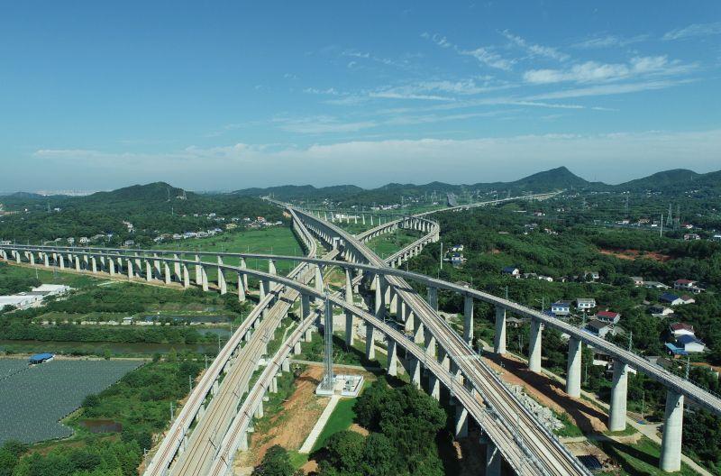 長沙高鐵站是火車南站嗎_長沙南站火車站是高鐵站嗎_長沙高鐵南站是火車站嗎