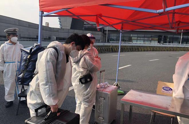 火車提前進(jìn)站站要多久_火車提前進(jìn)站站要身份證嗎_火車站要提前多久進(jìn)站