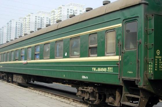 火車硬臥衛(wèi)生間在哪個位置_火車硬臥廁所_火車硬臥衛(wèi)生間在哪里