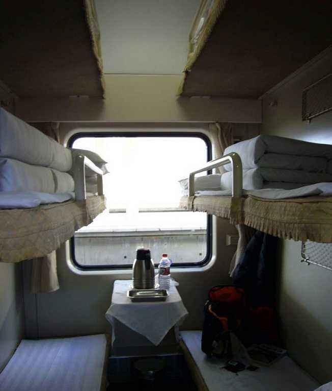 火車硬臥衛(wèi)生間在哪里_火車硬臥廁所_火車硬臥衛(wèi)生間在哪個位置