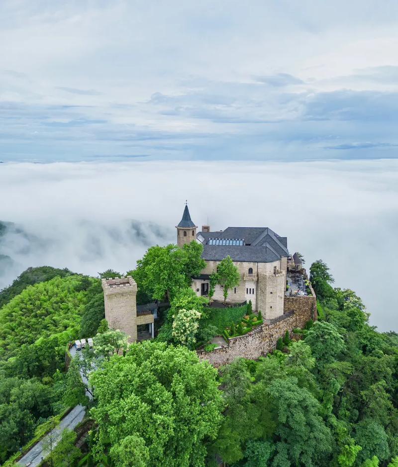 莫干山最美自駕路線_莫干山自駕游哪里好玩_莫干山景區內自駕