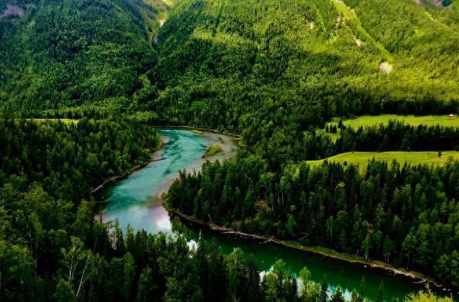 新疆伊犁絕美季節!北疆大環線7日游推薦與超棒導游小金