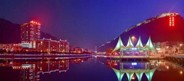 陜南自駕游_自駕游陜南看油菜花路線怎么走_陜南自駕游最值得去的地方