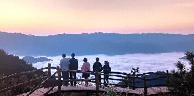 陜南自駕游最值得去的地方_自駕游陜南看油菜花路線怎么走_陜南自駕游