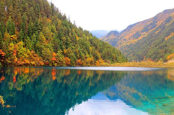 內(nèi)江到九寨溝自駕游_內(nèi)江到九寨溝旅游團(tuán)_內(nèi)江離九寨溝多遠(yuǎn)