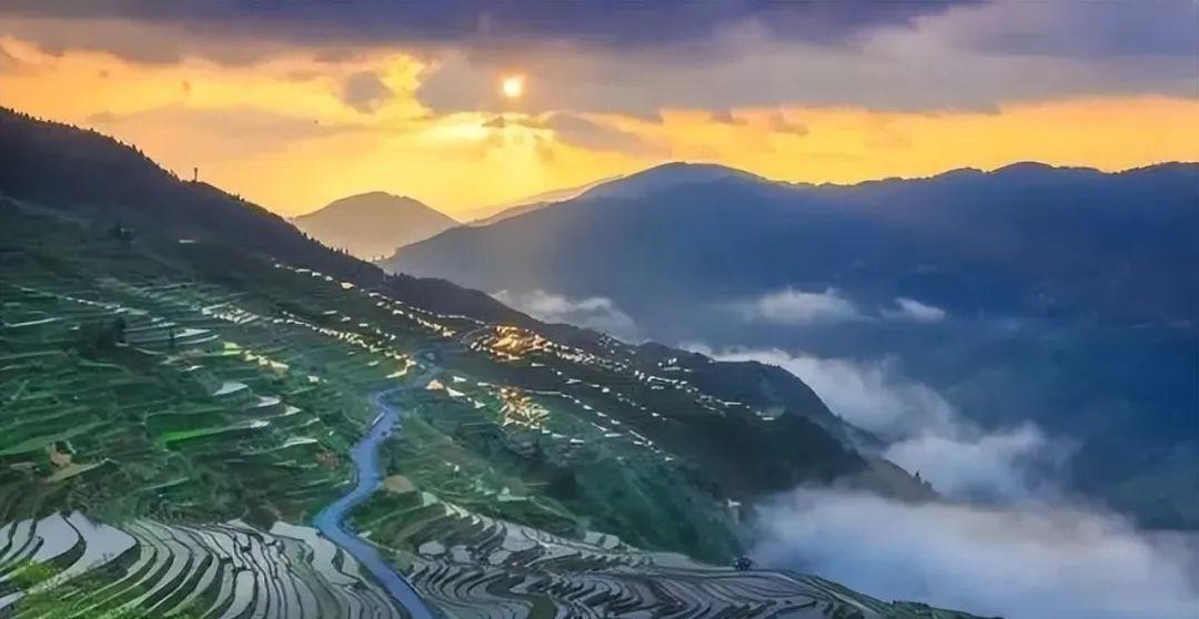 福建去麗江哪樣比較近_福建到麗江自駕游_福建去麗江玩要多少錢