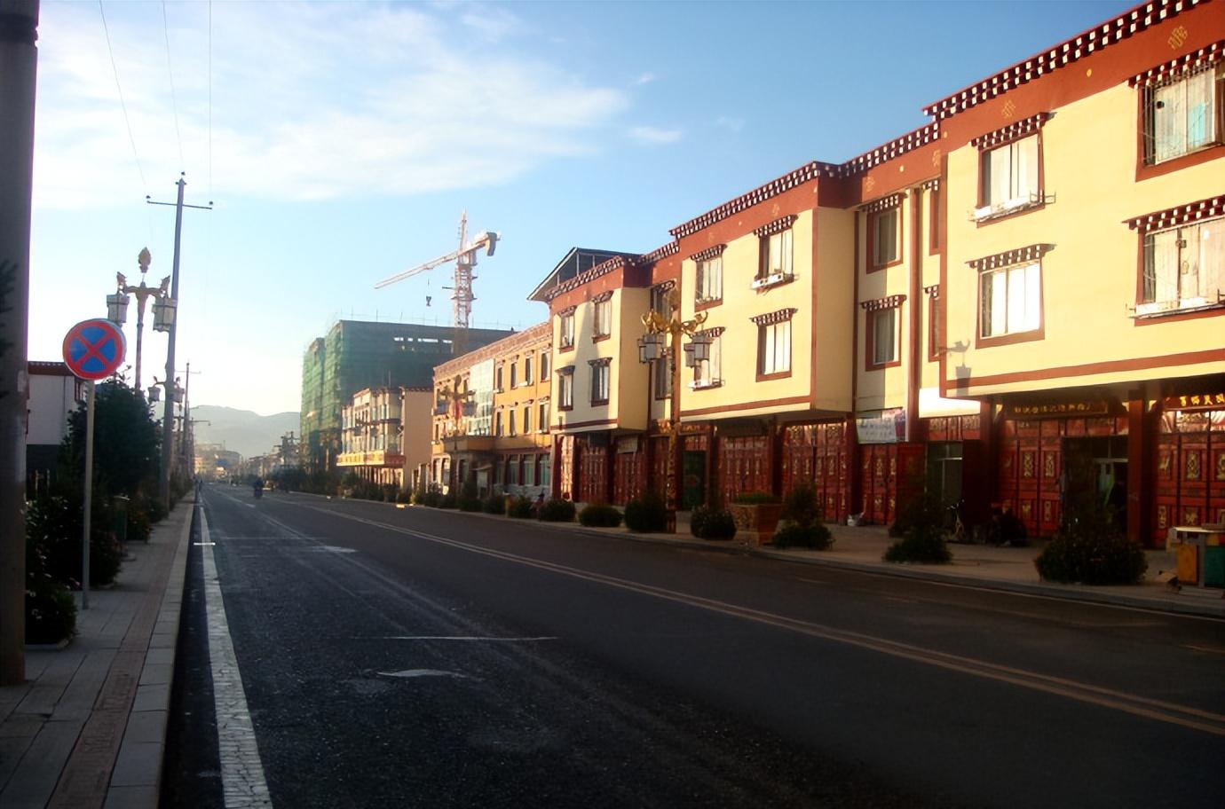 色達自駕游_自駕游色達如何訂票_自駕游色達需要多少錢