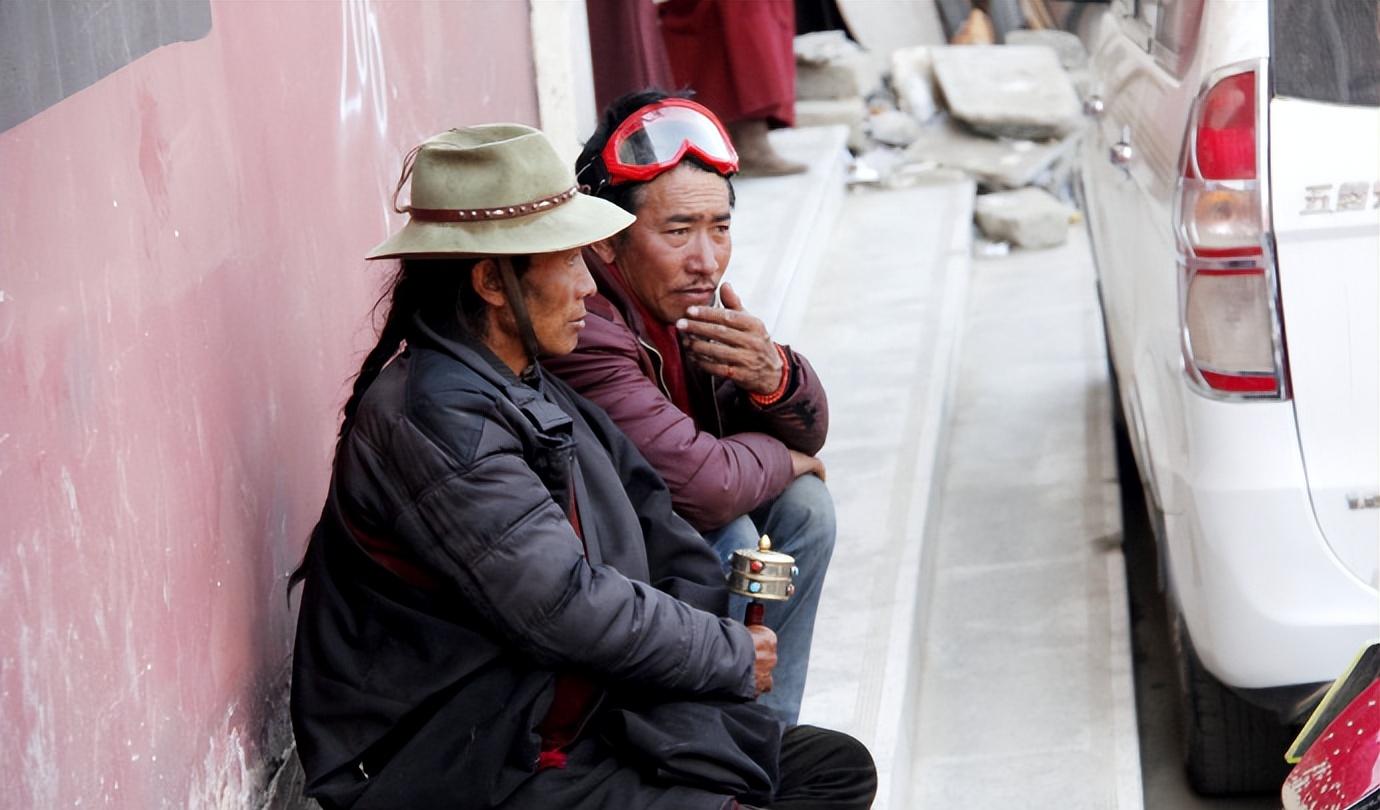 色達自駕游_自駕游色達如何訂票_自駕游色達需要多少錢