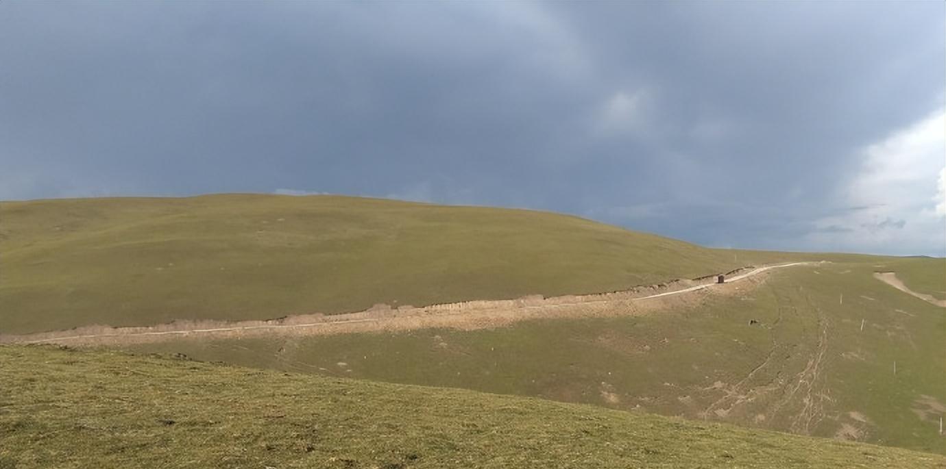 自駕游色達(dá)需要多少錢_自駕游色達(dá)如何訂票_色達(dá)自駕游