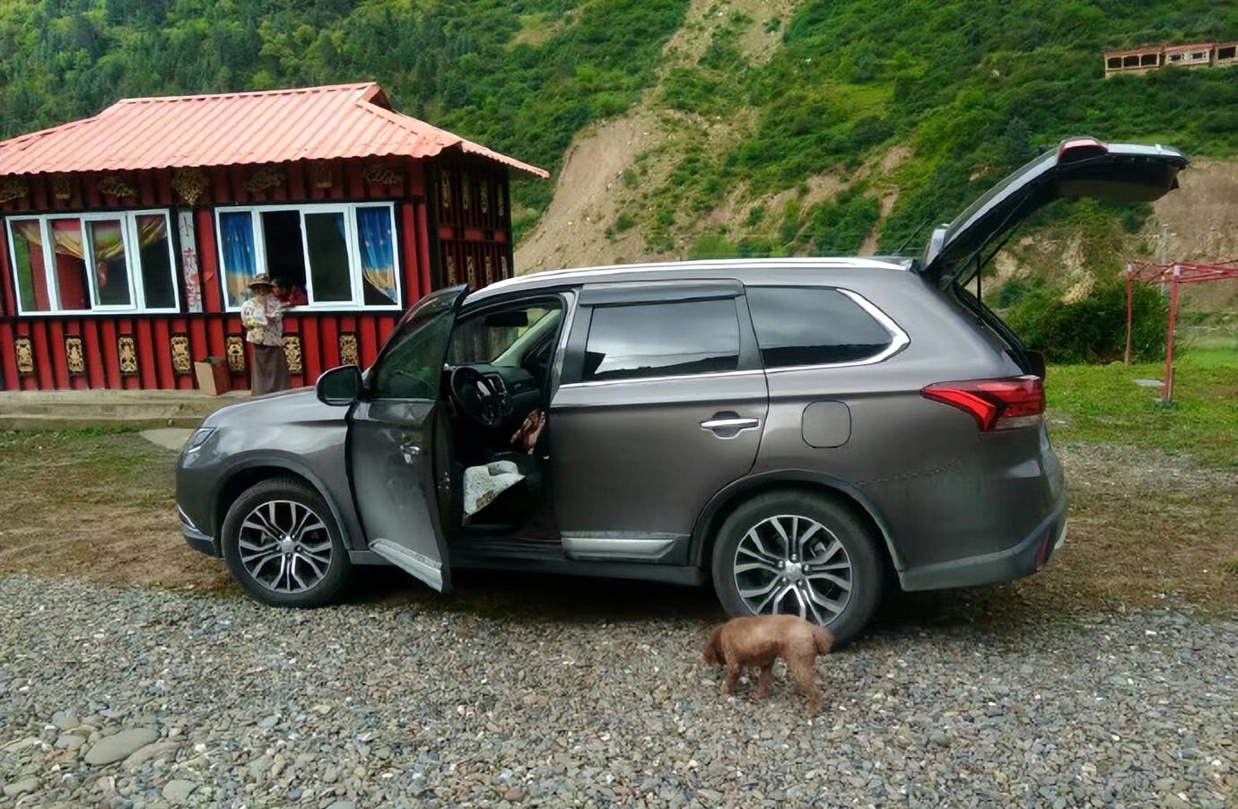 自駕游色達(dá)需要多少錢_自駕游色達(dá)如何訂票_色達(dá)自駕游