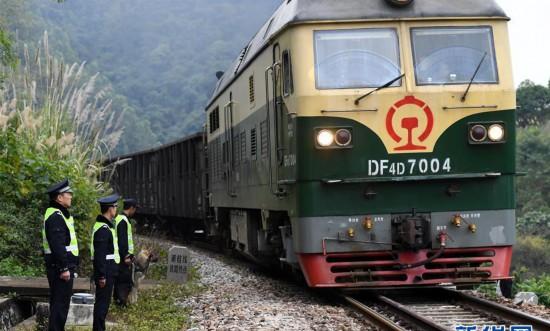 河內嘉林火車站_河內火車街幾點過火車_河內火車站到嘉林火車站多遠