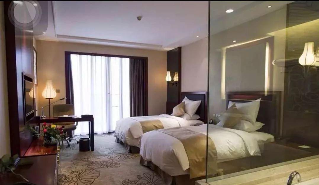 玻璃橋自駕游_玻璃棧道橋_網(wǎng)紅橋玻璃棧道