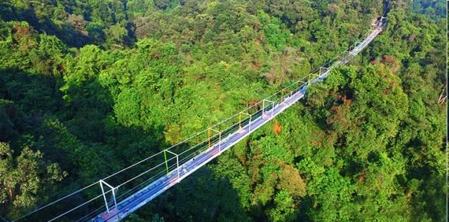 游玩玻璃橋_玻璃橋之旅_玻璃橋自駕游