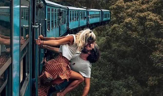 掛火車(chē)_印度火車(chē)掛_火車(chē)掛車(chē)廂視頻