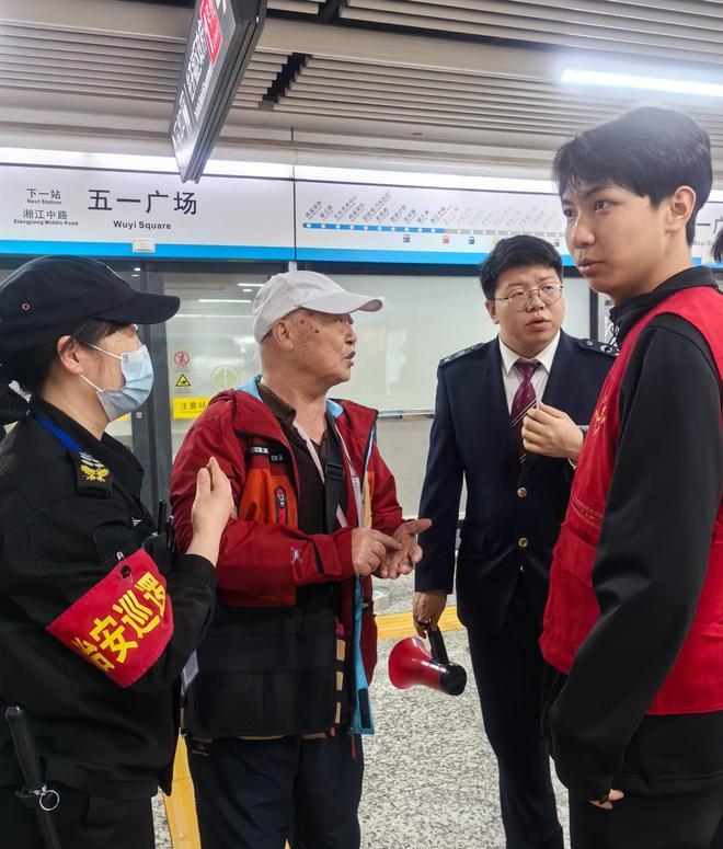 五一廣場到火車站要多久_五一廣場到火車站坐幾號線_五一廣場到火車站