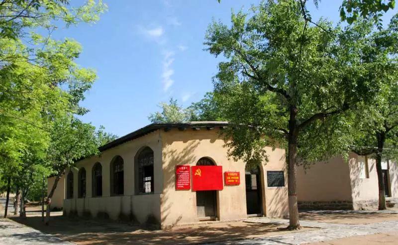 自駕興隆山游路線圖_興隆山自駕游_興隆山一日游自駕游攻略