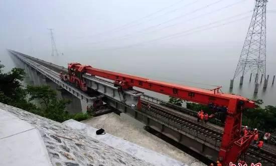 昆明到北京的火車_查詢昆明到北京的火車_昆明到北京火車要幾個(gè)小時(shí)